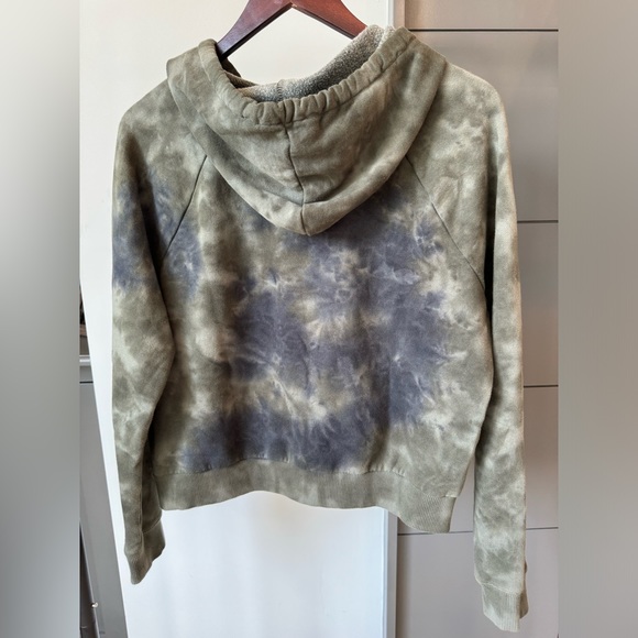 Vans • Tie Dye/Watercolor Cropped Hoodie • Green - Picture 3 of 3